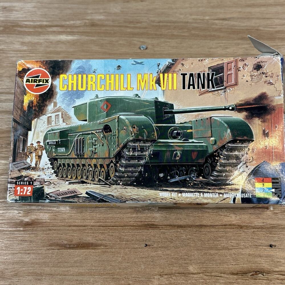 Airfix Churchill Mk VII 1:76 Model WW2 British Infantry Army Tank - Incomplete